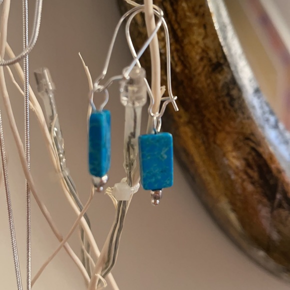 Jewelry - Picture 2 of 3